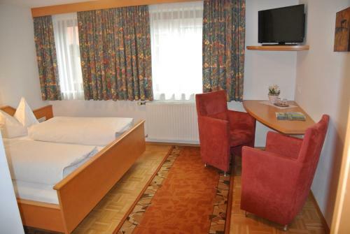 Hostal Gasthof Zum Stollhofer