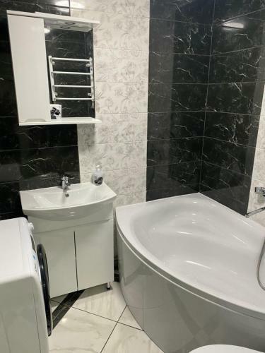 Two-room Vip Apartments Mira 88
