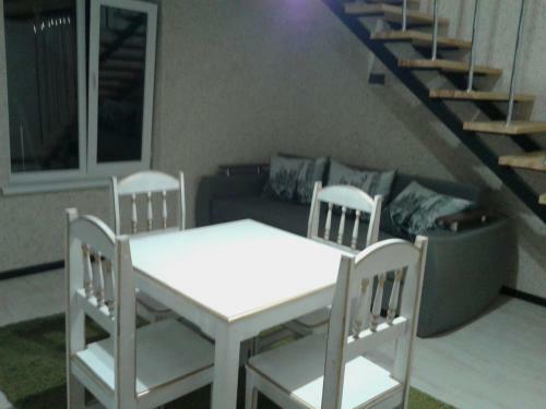Hostal Prykarpatska Villa