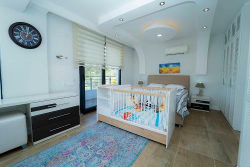 3 Bedroom Triplex Villa