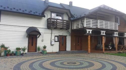 Lodge Nota Bene Mykulychyn