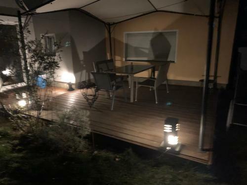 Modernes Haus Auf Gro�em Grundst�ck Im Gr�nen