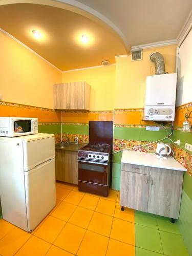 Apartment On Zaliznychna Street