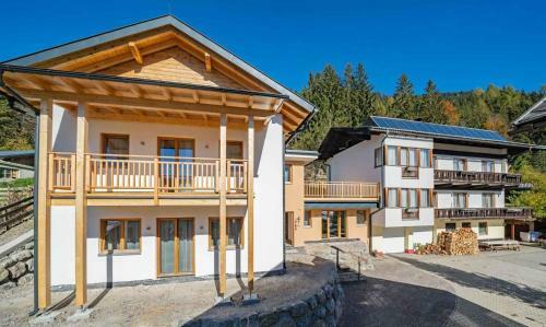 Hostal Haus Schluder - Familie Stanitzer