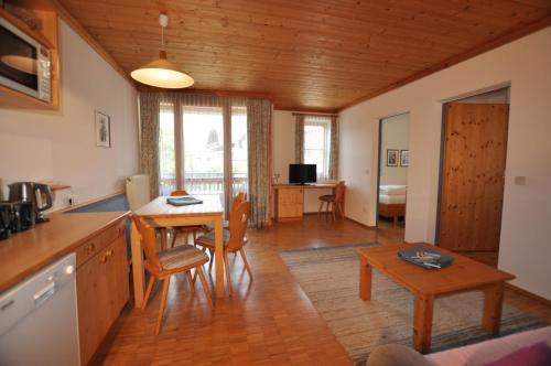 Apartamentos Ferienwohnungen Knaller-m�d
