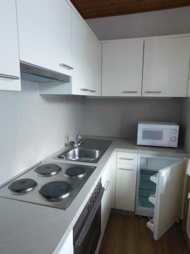 Apartamentos Ferienwohnungen Pension Pr�nster