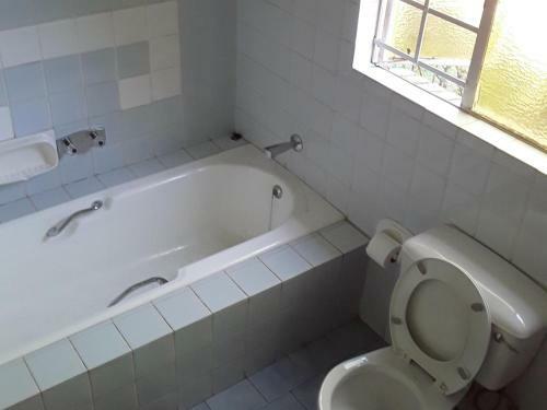 Hostal Royal Olympia Lodges & Safaris Rsa