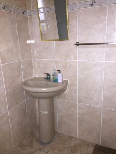 Hostal Rehoboth Family Guest House