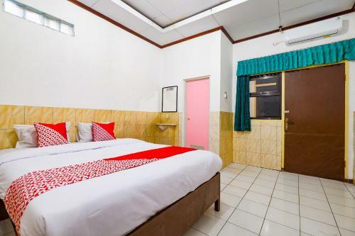 Oyo 2855 Sartika Hotel Pati