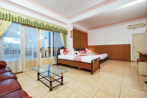 Oyo 2855 Sartika Hotel Pati