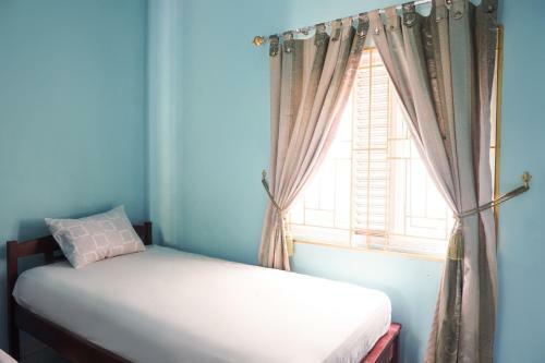Hotel Oyo Life 2918 Kost Arrazaq