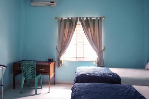 Hotel Oyo Life 2918 Kost Arrazaq