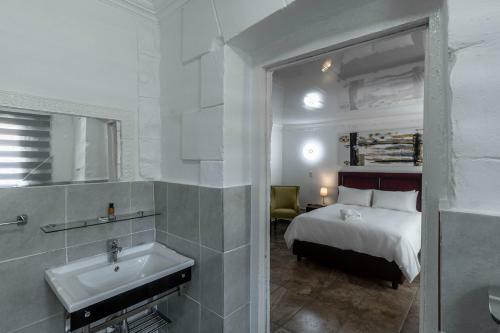 Lodge Graceland Conference And Lifestyle Centre