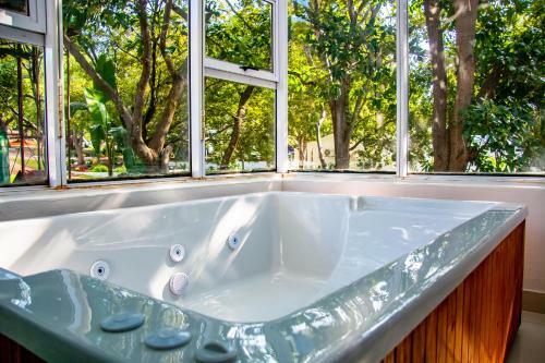 Lodge Graceland Conference And Lifestyle Centre