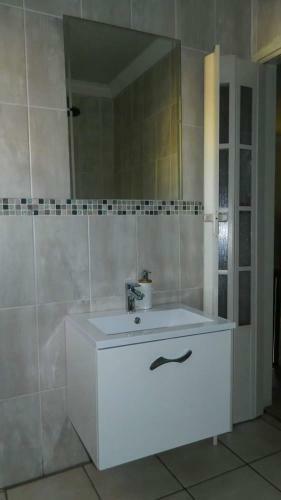 Hostal Ya Rocka Guesthouse