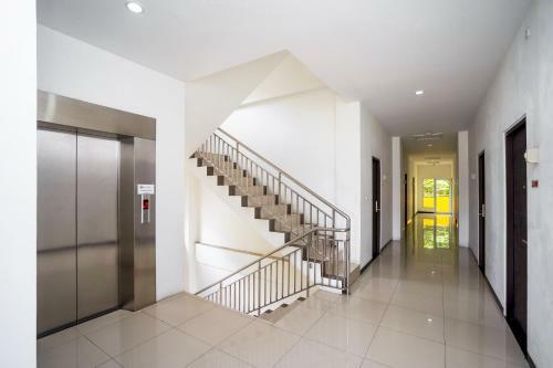 Hotel Oyo 2695 D'es Guest House