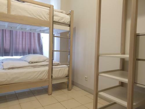 Expressia Stay At Serpong Greenview Apartment