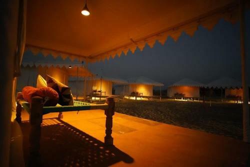 Hotel Oyo 85806 Couple Cool Dessert Camp