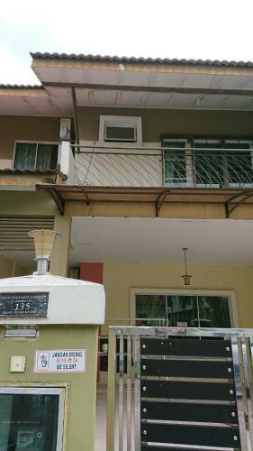 Apartamento Homestay Bandar Putra Kulai