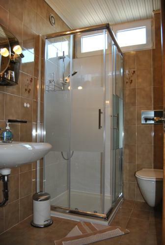 Hostal Hotel Garni G�stehaus Hutter