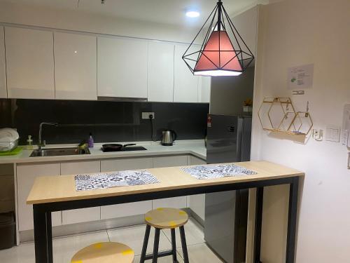 Almas Suites Neflix*studio Apartment, Private Room*