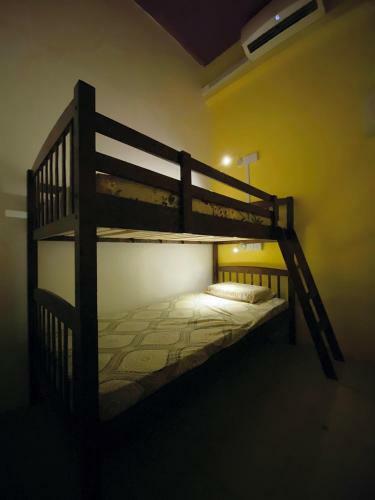 Hostal H2 Backpacker 2