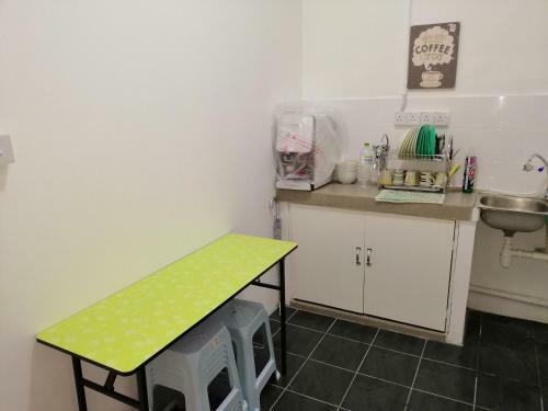 Hostal H2 Backpacker 2