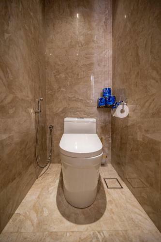 A Residence @ Between Hilton & Cititel Hotel