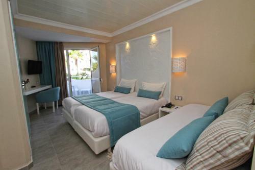 Hotel Sahara Beach Aquapark Resort