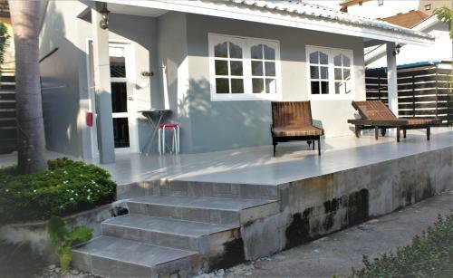 Hotel 1715 House & Caff Resort, Phuket