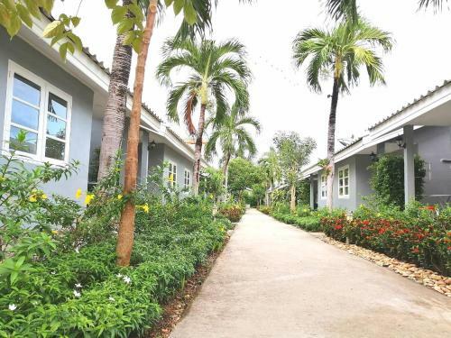 Hotel 1715 House & Caff Resort, Phuket