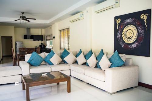 Villa Tanya, 3 Bed With Private Pool And Jacuzzi
