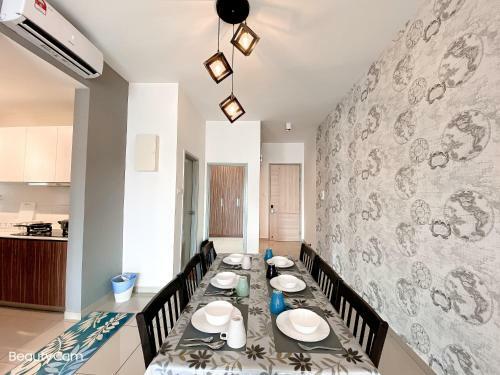 Seasons Luxury Apartment By Jk Home