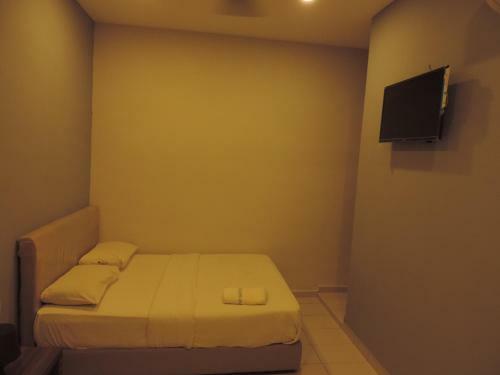 Golden Leaf Hotel Danga Bay