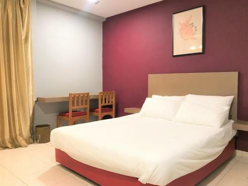 Oyo 90487 K Threegod Hotel