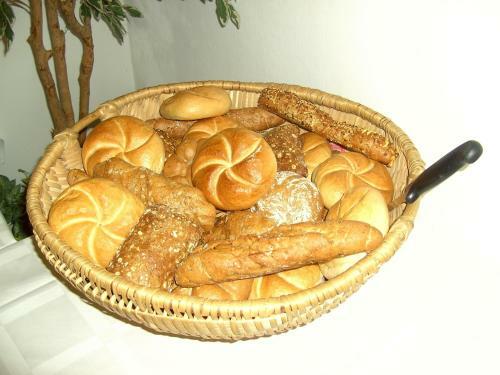 Hostal Gasthof-pension Leopold Janu