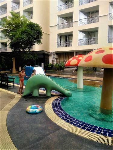 Apartamento Hin Nam Sai Suay Condominium