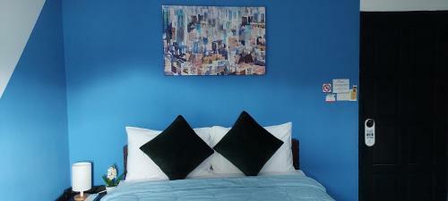 Hostal Hua Hin Paradise Guesthouse