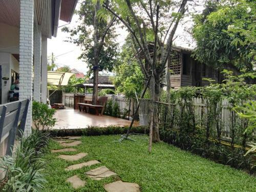Bed & Breakfast 18 In Town Homestay