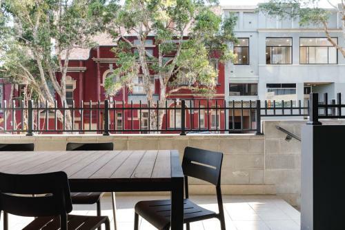 The Muse - Contemporary Apartment Newcastle Cbd