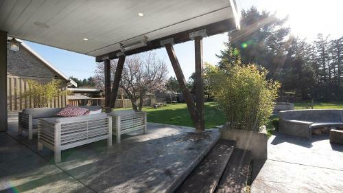 Country Retreat In Metchosin