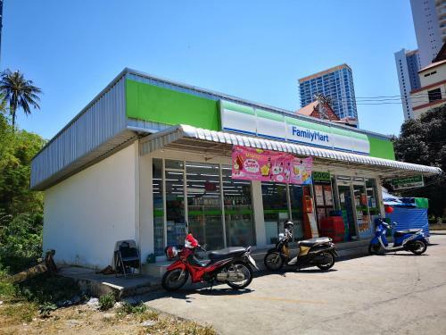 Apartamento Wong Amat Luxury Condo--private Beach
