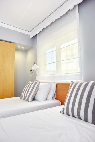 Alkyoni City Apartment