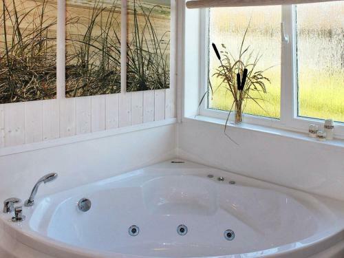 Three-bedroom Holiday Home In Gelting 7