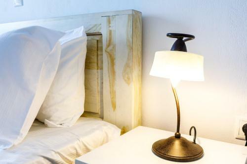Arcana Santorini Villas, An Authentic Cycladic Experience