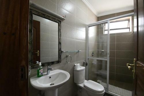 Spacious 3 Bedroom Fully Furnished Apartment