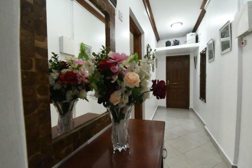 Spacious 3 Bedroom Fully Furnished Apartment