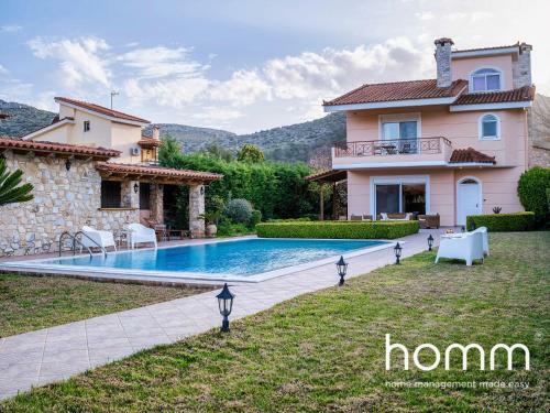 Villa Phoceus Homm Residence With Pool & Garden