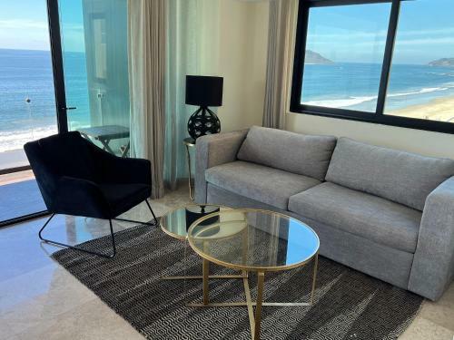 Apartamento Condo On Mazatlan Ocean Front Boardwalk ?malec�n?