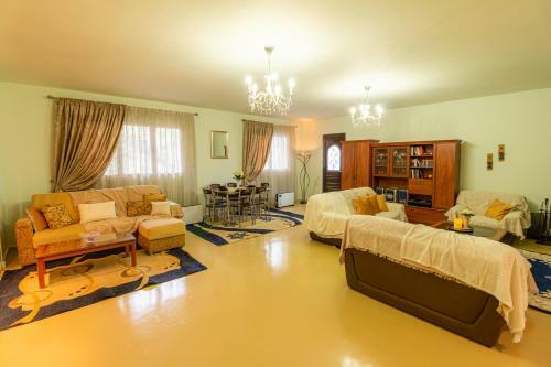 Secret Garden House Volos
